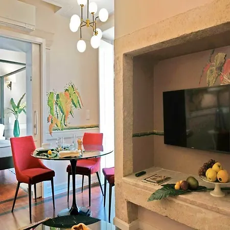 Colours Bairro Alto מלון 4*